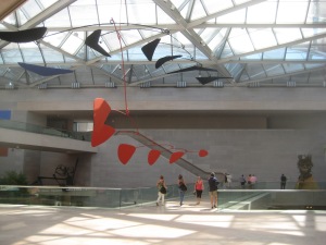 Interior da ala moderna da Galeria Nacional de Arte