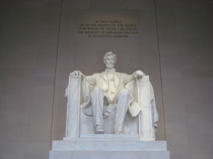 A famosa estátua do Memorial de Lincoln